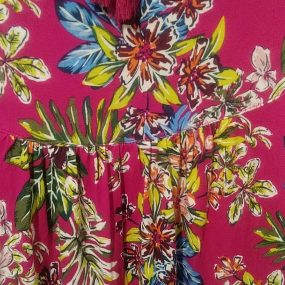 🔥Sale🔥Time and True Women's floral tank top - Picture 7 of 7